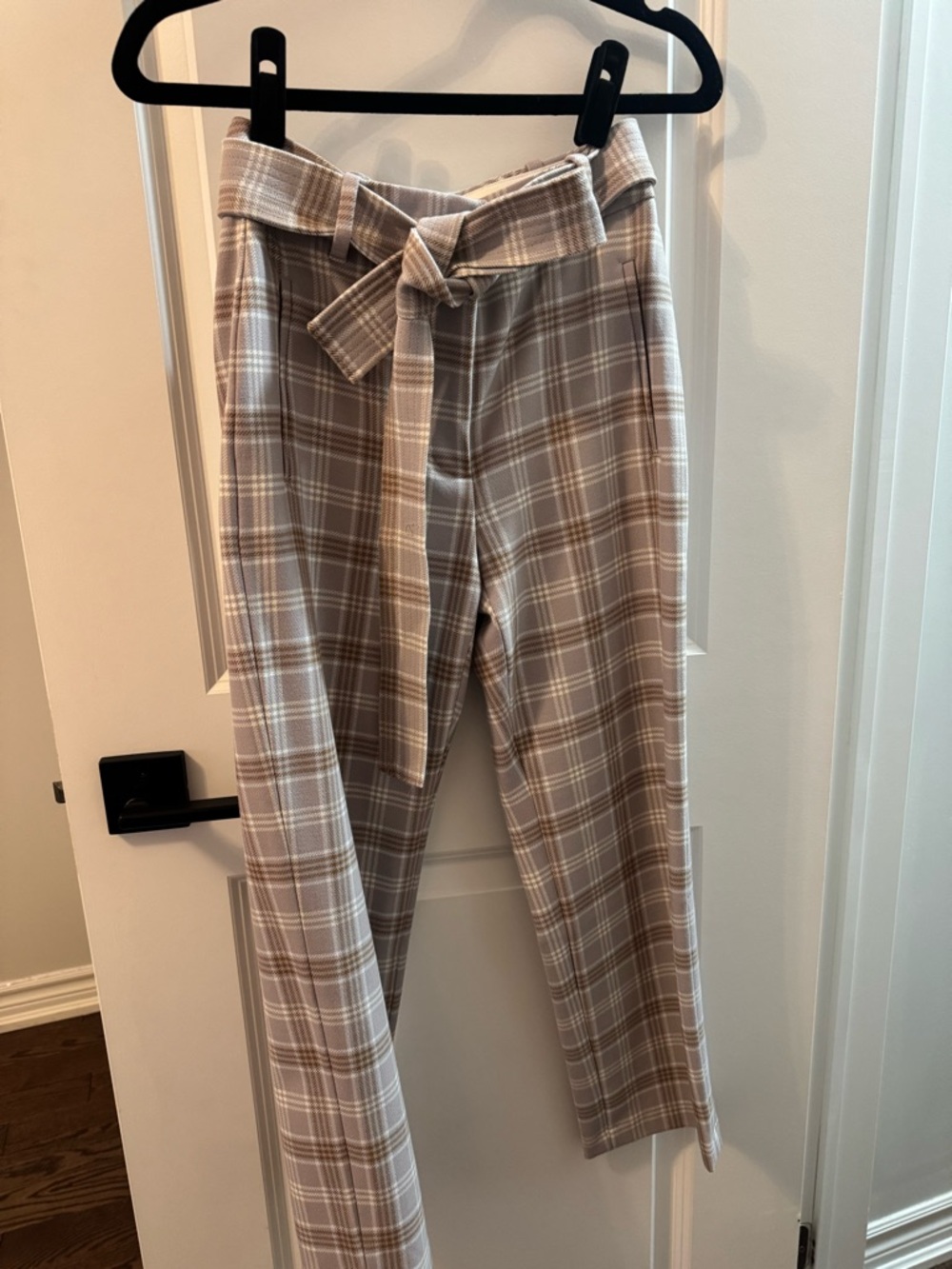 Wilfred Plaid Ankle-Length Tie-Waist Pants in Beige and White